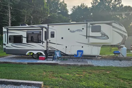 Tackett Creek/Norris Lake Cottage