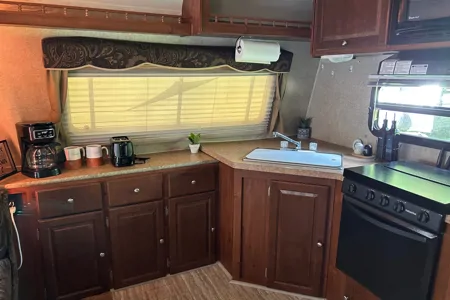 Fam-Bam Adventure RV Cottage