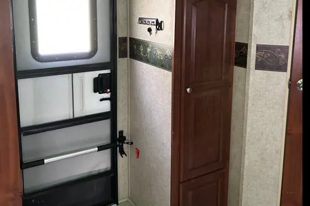 Fam-Bam Adventure RV Cottage