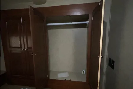Fam-Bam Adventure RV Cottage