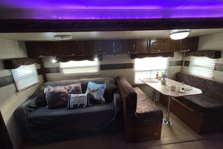 Fam-Bam Adventure RV Cottage