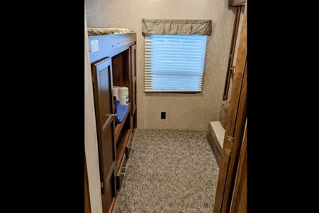 Lauren's Heartland Mallard m33 Travel Trailer