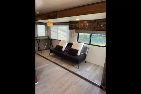 Lauren's Heartland Mallard m33 Travel Trailer