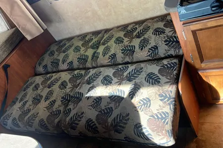 Nageem 's Jayco Jay Feather Ultra Lite Hybrid x17 z Hybrid