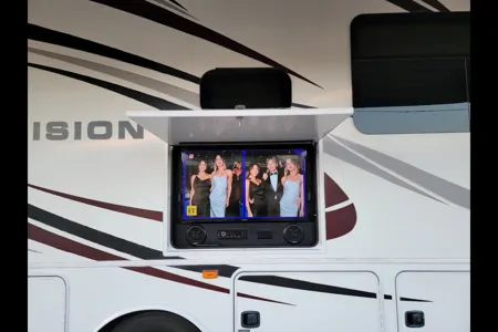 The Great Escape on Wheels! Entegra Vision Class A