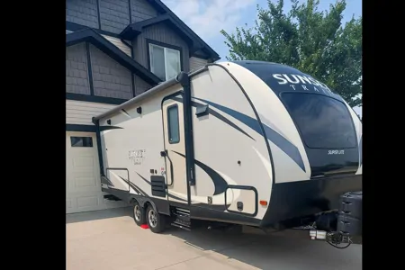 Tammy's couples retreat Sunset trail 210fk Travel Trailer