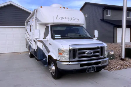 SexiLexi- Lexington 255DS Class C