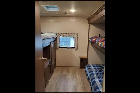Jaime & Terry's Rockwood Signature Ultra Lite 8327SS Travel Trailer