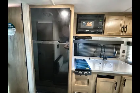 Couples Retreat Offroad Travel Trailer