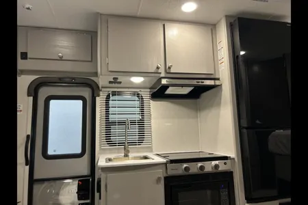 Jimmy Coachmen Freelander 21qss à essence Classe C
