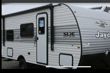 Gen's Jayco 172DB Travel Trailer