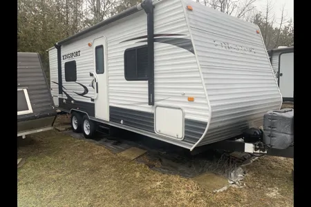 Marilyn 's Gulf Stream Keystone Travel Trailer