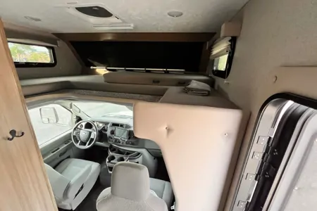 Jacqueline's Adventurer Manufacturing Adventures 19 RB Class C