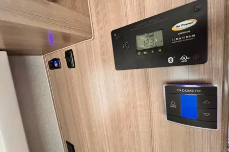 Jacqueline's Adventurer Manufacturing Adventures 19 RB Class C