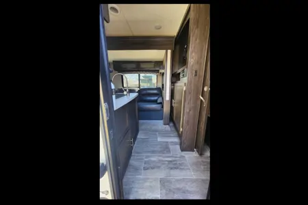 Ashley's Dutchmen Kodiak Travel Trailer