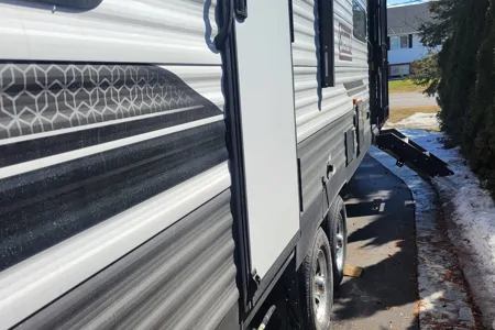 Dutchmen Coleman Toy Hauler - 35 ft