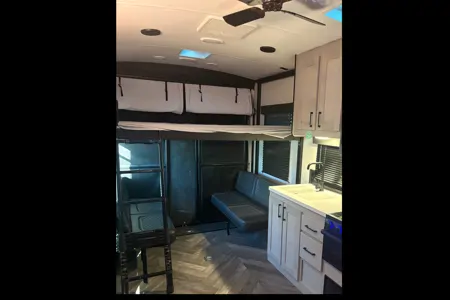 Heartland Torque T274 Toy Hauler