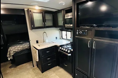 Michelle's Grand Design HB Travel Trailer