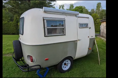 Sprout the Boler 1300 Vintage Trailer