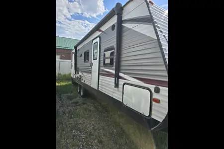 brandon's Coleman Lantern 263 BH Travel Trailer