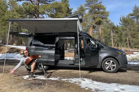 *UNLIMITED MILES* Mercedes Benz "Weekender" 