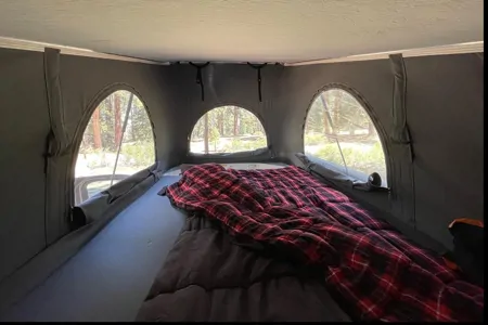 *UNLIMITED MILES* Mercedes Benz "Weekender" 