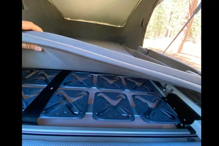 *UNLIMITED MILES* Mercedes Benz "Weekender" 