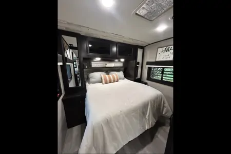 Jayco Jay Feather Travel Trailer