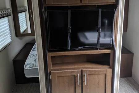 Tracer Breeze Travel Trailer