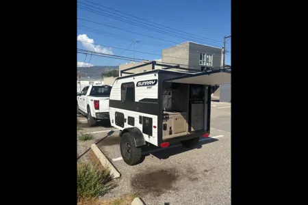 Izaak's Sunray sport 109 travel trailer