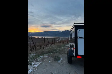 Izaak's Sunray sport 109 travel trailer