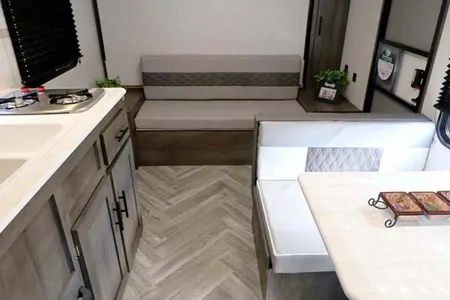 Awesome Forest River 2022 Wildwood FSX 179DBK with double bunks