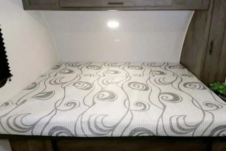 Awesome Forest River 2022 Wildwood FSX 179DBK with double bunks