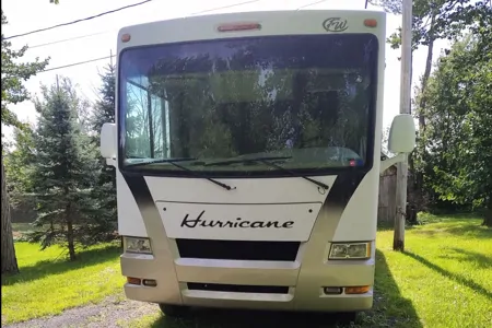 Fatou's Hurricane 2009 Ford DRW HURRICANE 31D Classe A