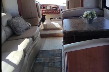 Fatou's Hurricane 2009 Ford DRW HURRICANE 31D Classe A