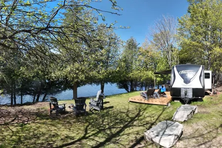 Opinicon Lake Oasis