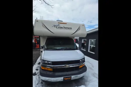 Jocelyn Coachmen freelander Classe C