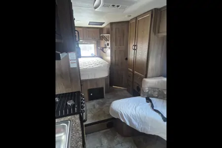 Jocelyn Coachmen freelander Classe C