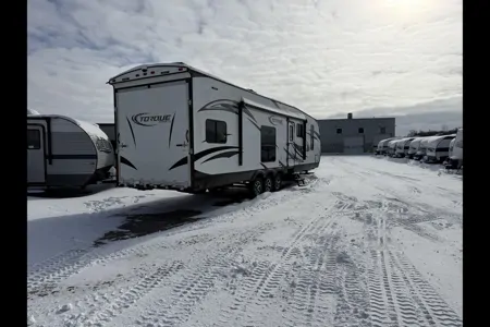 Heartland Torque T33 Toy Hauler