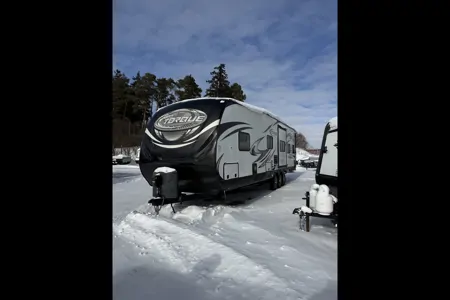 Heartland Torque T33 Toy Hauler