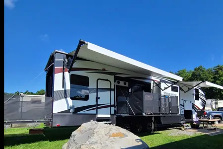 Matt's Grand Design 399th Toy Hauler with Side Patio