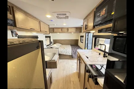 Brand New 2025 WolfPup Trailer⭐️