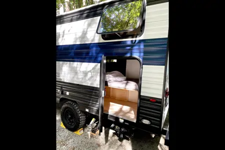 Brand New 2025 WolfPup Trailer⭐️