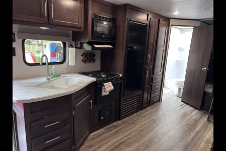 Brian's Jayco Jay flight Travel Trailer