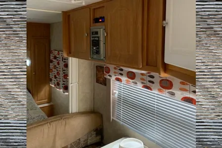 Coach Surveyor Roulotte