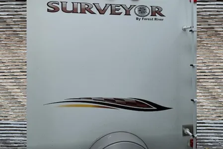 Coach Surveyor Roulotte