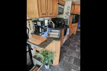 2013 Winnebago Vista 35F Class A