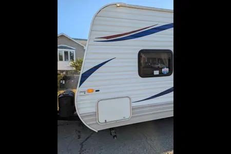 Summer's Jayco Jay flight  Travel Trailer