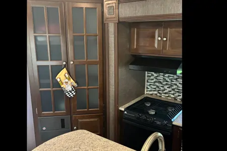 Family Friendly Camper Escape (Keystone 30RIPR