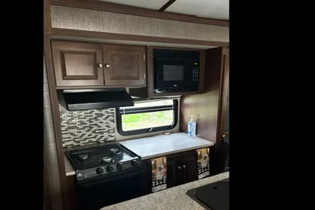 Family Friendly Camper Escape (Keystone 30RIPR